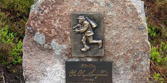 pilt ola statue utsnitt